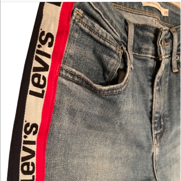 Levi's Limited 721 Side-Tape Logo High-Rise Skinny Jeans - Picture 4 of 7